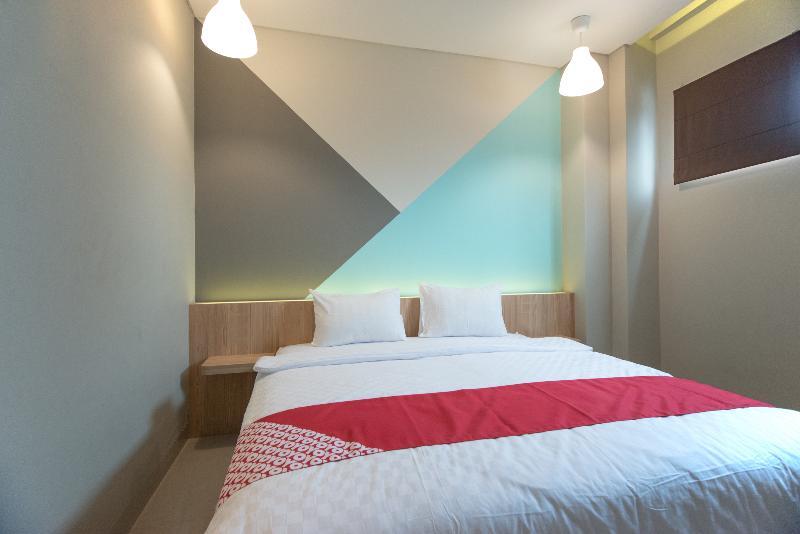 Super Oyo Flagship 101 Apple Platinum Hotell Jakarta Exteriör bild